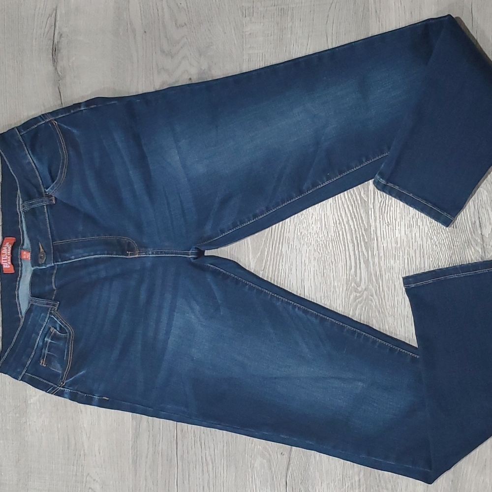 Women's Classic Dark Blue Denim Sz 13/31